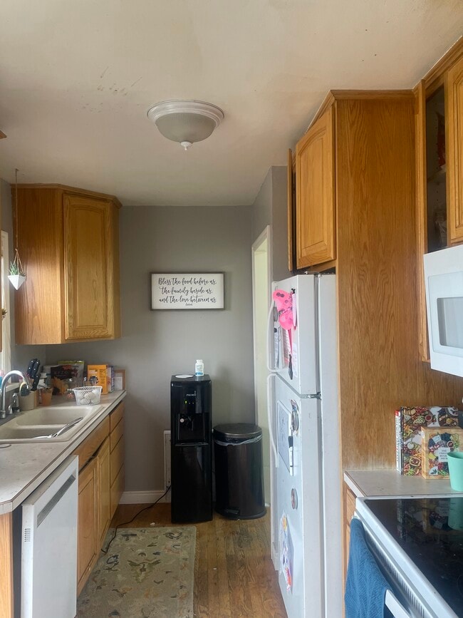 Photo - 374 Filmore Ave Unit Main House