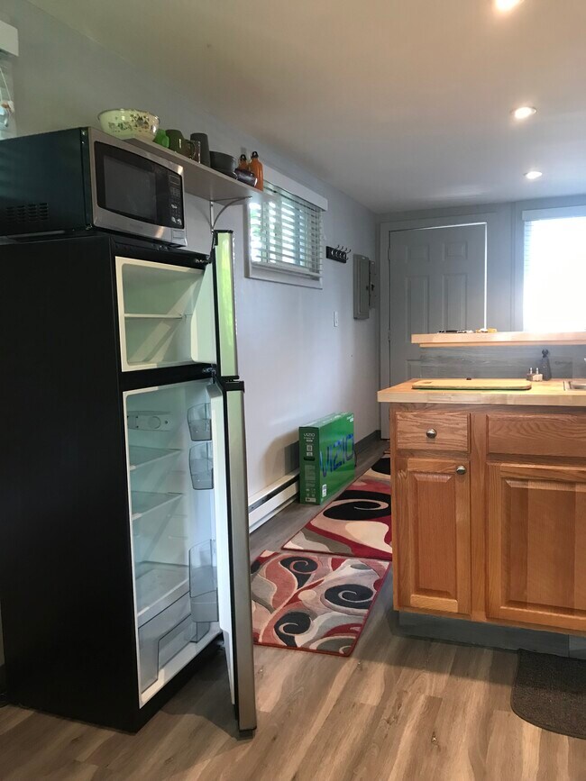 Photo - 34 N Elmhurst Ave Unit A