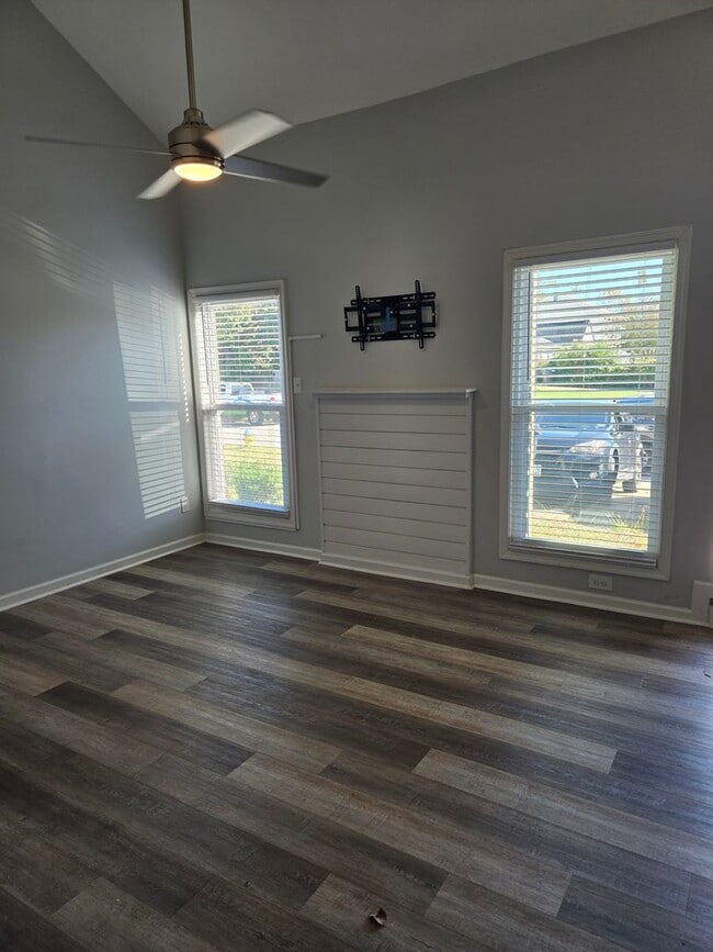 Photo - Charming 2 Bedroom in Virginia Beach