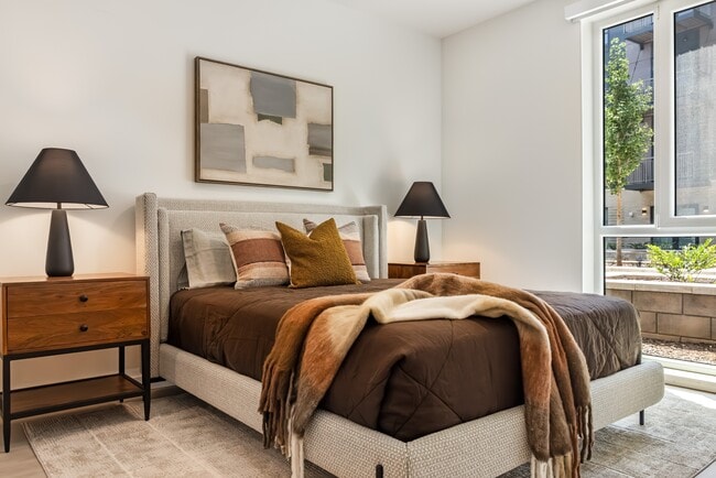 Photo - Vista At Councill Square