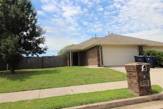 Photo - 4702 SE 77th St Townhome