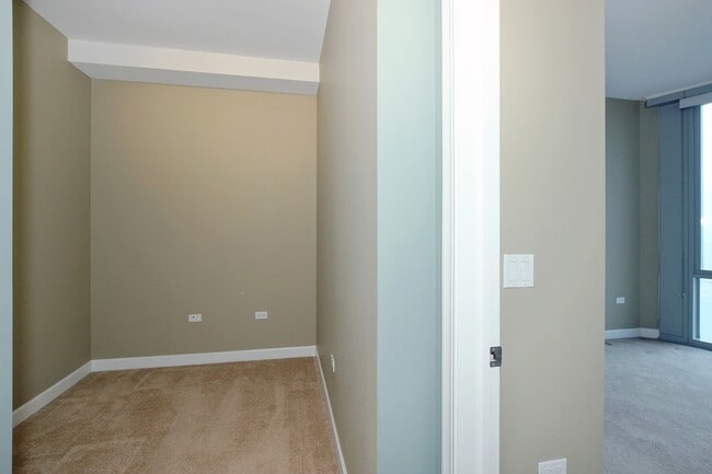 Photo - 1211 S Prairie Ave Unit 4602