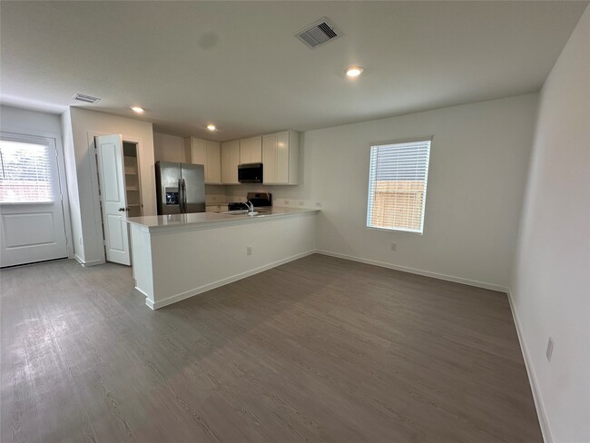 Photo - 13310 Rayhill Dr