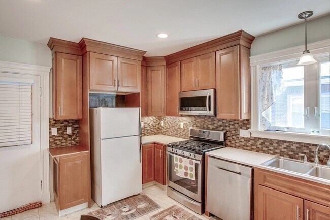 Photo - 15 Indiana Ave Unit #17