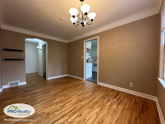 Photo - 3 Bedroom Home in St. Paul