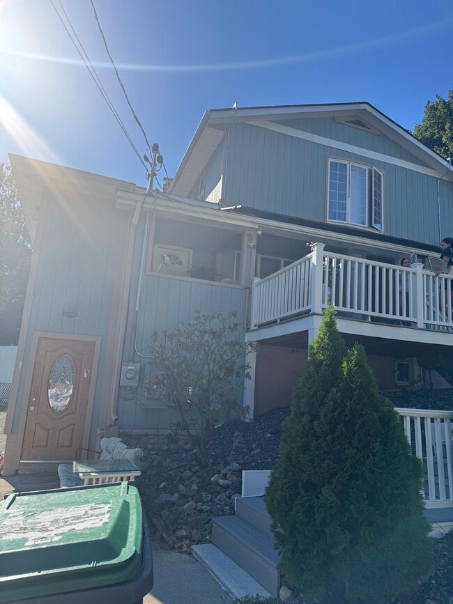 Photo - 8 Spruce Ave Unit 2