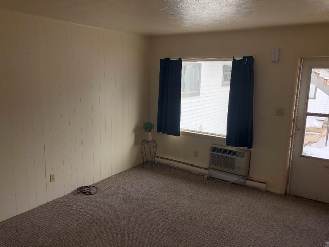 Photo - 815 4th St SW Unit 826