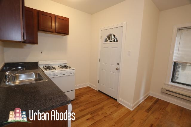 Photo - 3829 N Fremont St Unit M09B