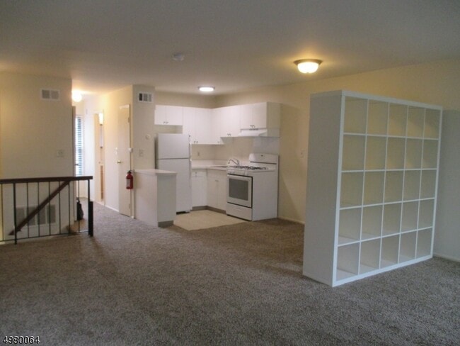 Photo - 181 Long Hill Rd Unit 4