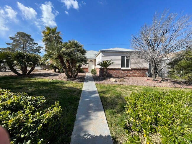 590 National St