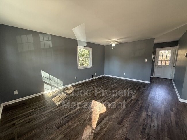 Photo - 155 Longstreet Ave