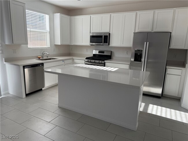 Building Photo - 10233 S Ullom Dr Rental