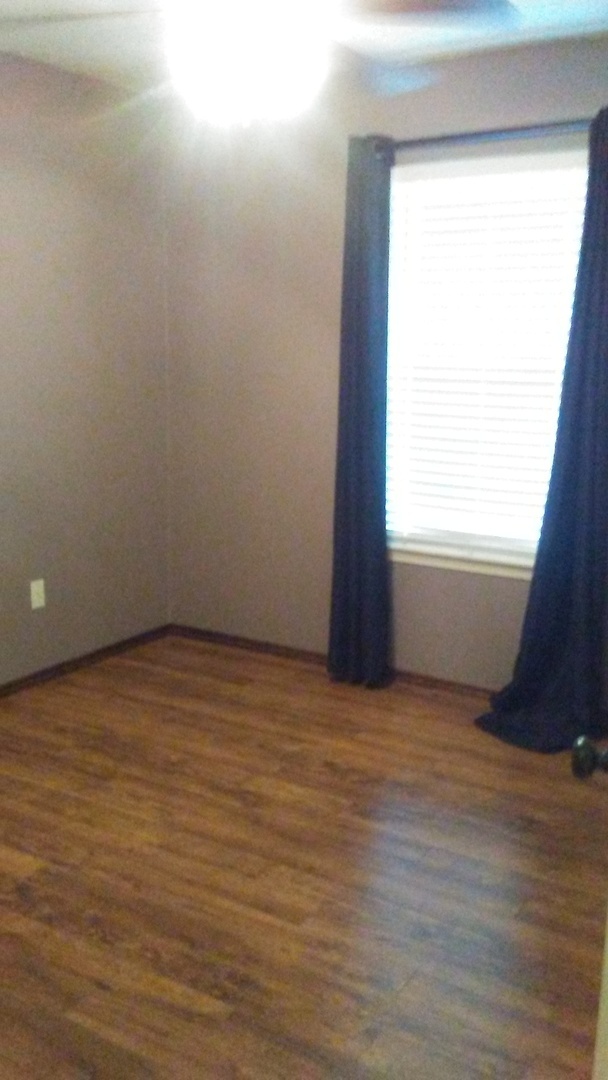 Beautiful 3 bed, 2 bath, 2 car garage home... - Beautiful 3 bed, 2 bath, 2 car garage home...