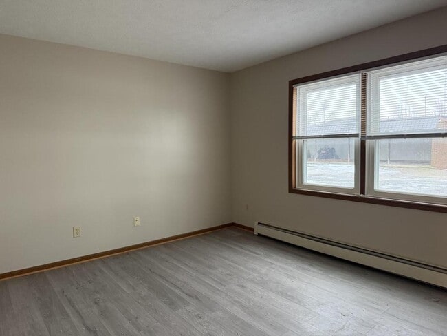 Photo - 2034 Portage Rd