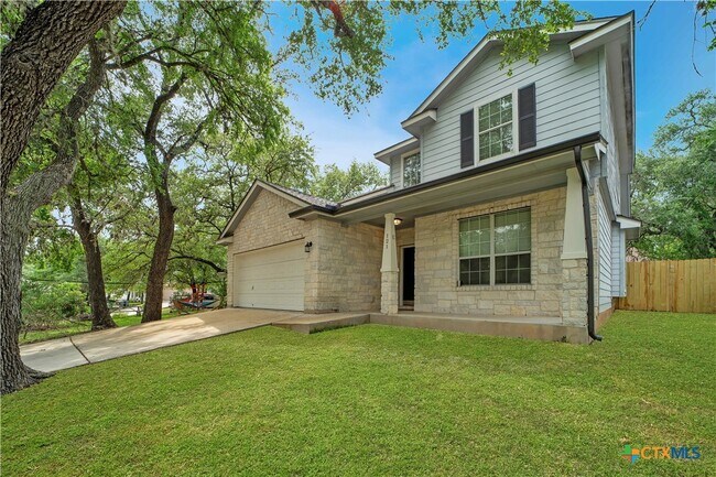 Photo - 121 Park Ln