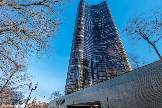 Building Photo - 505 N Lake Shore Dr Unit 1508 Rental