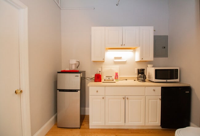 Photo - 290 Beacon St Unit 3B