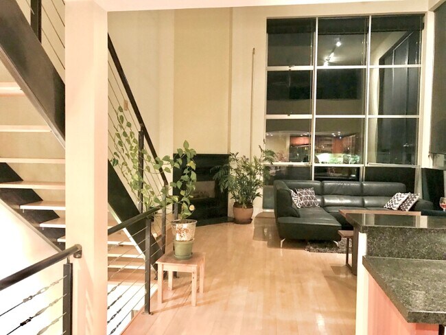 Photo - 1011 23rd St Unit 20