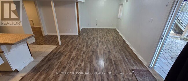 Photo - 21 Fernbank Pl