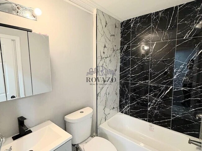 Photo - 206 12th Ave Unit 1