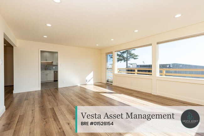 Photo - Savor Sweeping City Views From Your Hillside Retreat