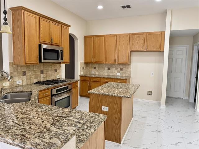 Photo - 131 Fallkirk Dr