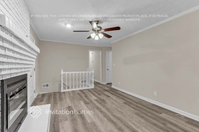 Photo - 460 Glendale Ct SW