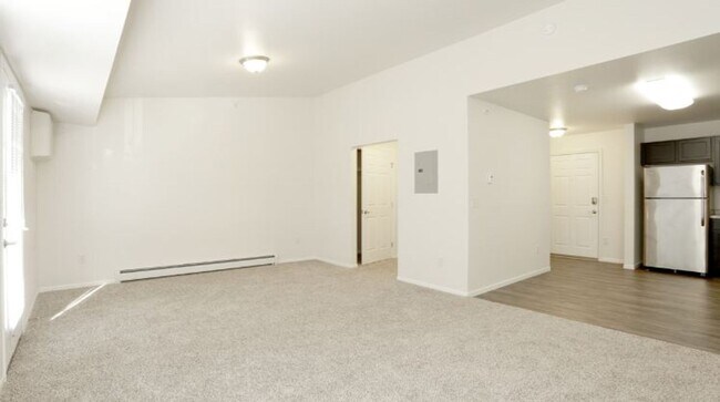 Hunters View III - Hunters View III Apartment Unit 305