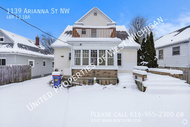 Building Photo - Tours Estimated to Begin 12/6 | Charming 4... Rental