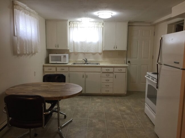 Kitchen - door is entrance - 3009 17th St Unit #2