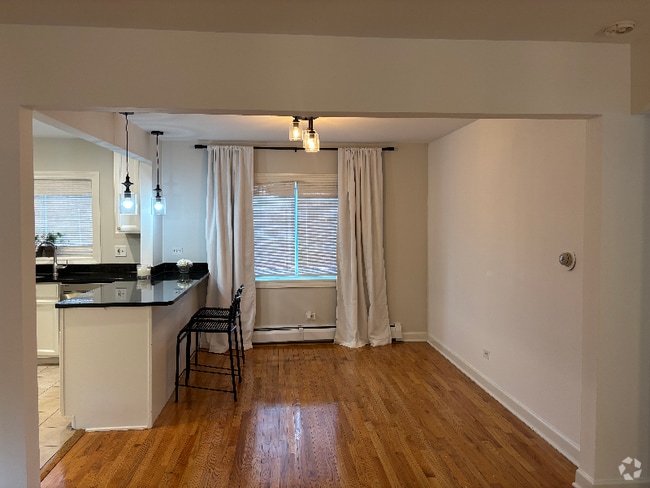 Building Photo - 4842 Conrad St Rental