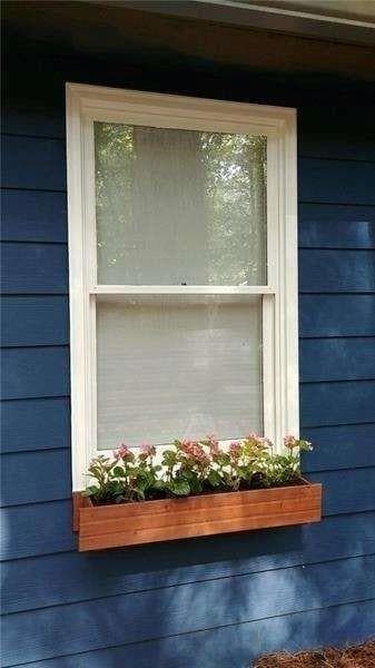 Photo - 245 Hilton Way