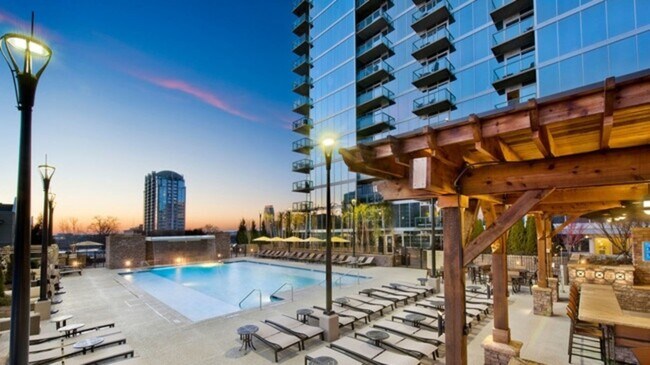 Photo - 77 12th St NE Unit 816.171406