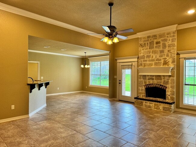 Photo - 11865 Poydras