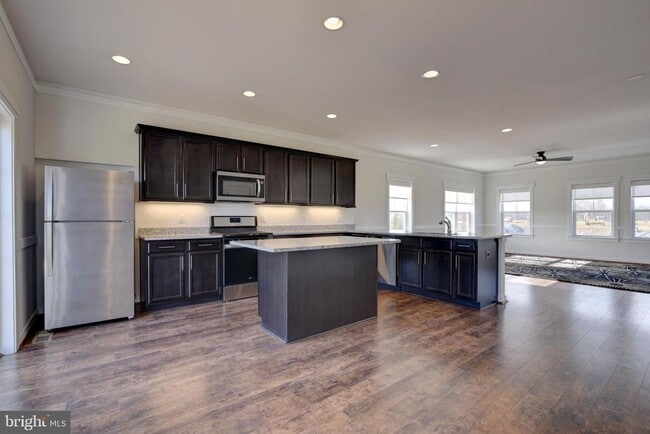 Photo - 104 Santa Fe Ct