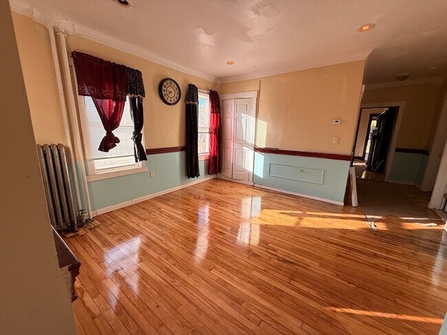 Photo - 2 Shirley St Unit 2