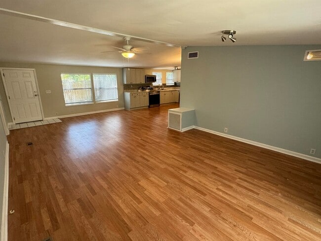 Photo - 4430 Manucy Rd