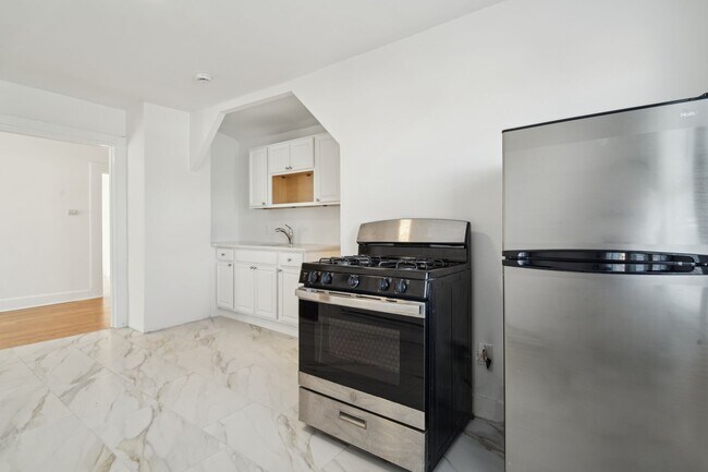 Photo - 403 Abington Ave