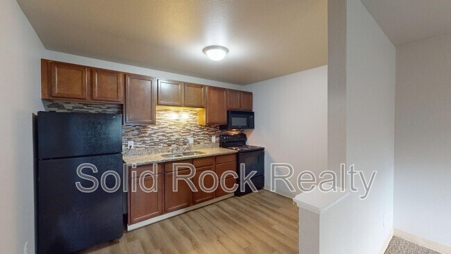 Building Photo - 3341 E Fountain Blvd Rental