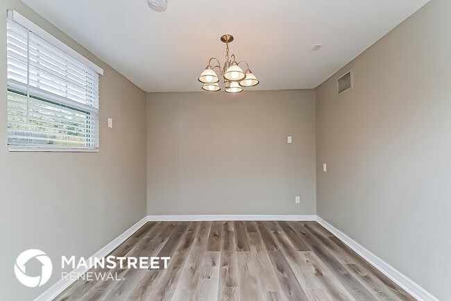 Photo - 1545 76th Ave N