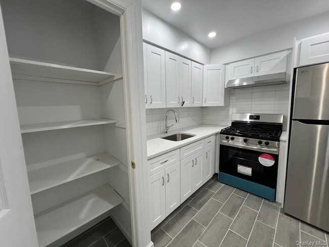 Photo - 48-32 59th St Unit Apt 1