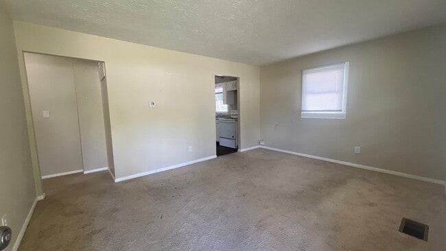 Photo - 2250 N Goodlet Ave