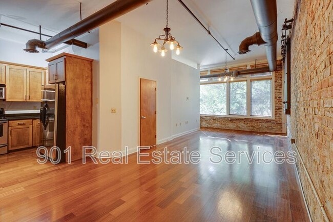Building Photo - 92 S Main St Unit #201 Rental