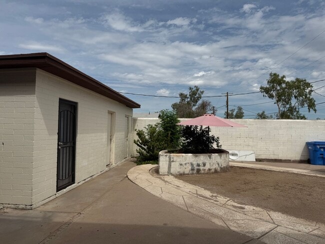 Photo - 1 Bedroom Phx. Apartment Unit 16Th St.