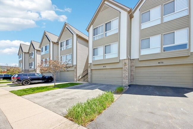 Photo - 673 Fountainview Dr