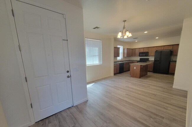 Photo - 7226 S 48th Glen