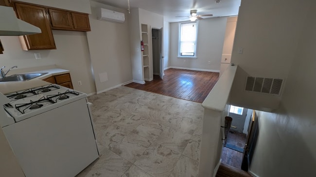 Photo - 2442 N 18th St