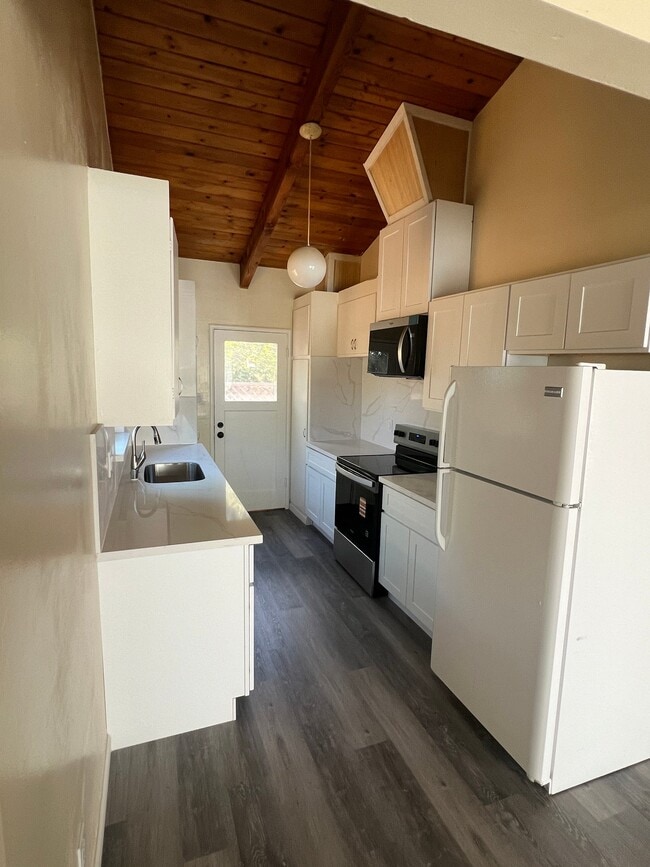 Photo - 1550 Fourth St Unit 1550