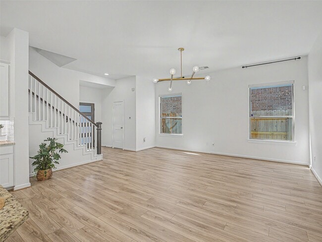 Photo - 6019 Dovetail Cliff Ct