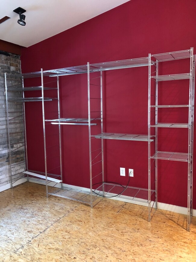 Photo - 346 Pierpont Avenue Unit E112
